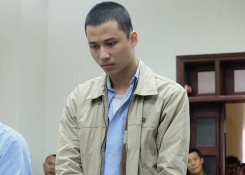 Bị cáo Tùng tại phiên toà phúc thẩm.