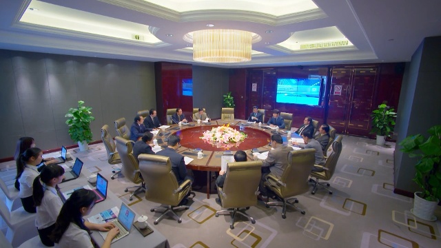 Cuộc họp tái thiết Mỹ Luân của Phương Thị.