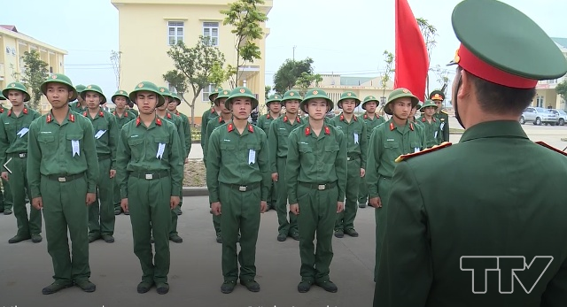 Trong thời gian 3 tháng, các chiến sĩ sẽ được giáo dục truyền thống của Quân đội nhân dân Việt Nam, của đơn vị, được huấn luyện điều lệnh quản lý quân đội, điều lệnh đội ngũ, kỹ thuật chiến đấu bộ binh, 