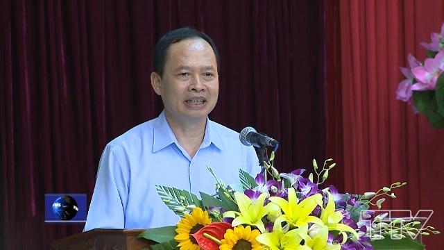 Đồng chí Trịnh Văn Chiến, Uỷ viên Trung ương Đảng, Bí thư Tỉnh uỷ, Chủ tịch HĐND tỉnh phát biểu tại hội nghị.