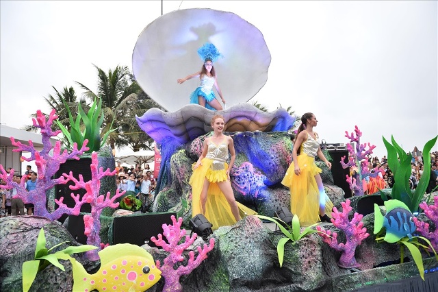Quy mô của Carnaval lần đầu được tổ chức tại Sầm Sơn đã để lại nhiều ấn tượng với người xem.