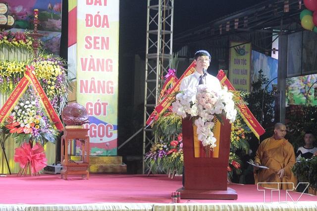 Đồng chí Nguyễn Đình Xứng, Phó Bí thư Tỉnh uỷ, Chủ tịch UBND tỉnh phát biểu tại buổi lễ.