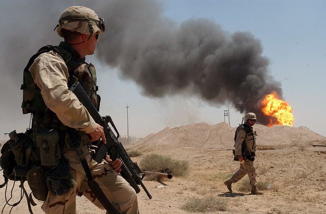 Lính thủy quân lục chiến Mỹ làm nhiệm vụ tại Iraq. (Ảnh: US Navy)