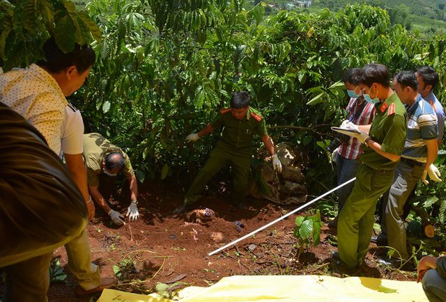 Hiện trường chôn giấu xác 3 nạn nhân