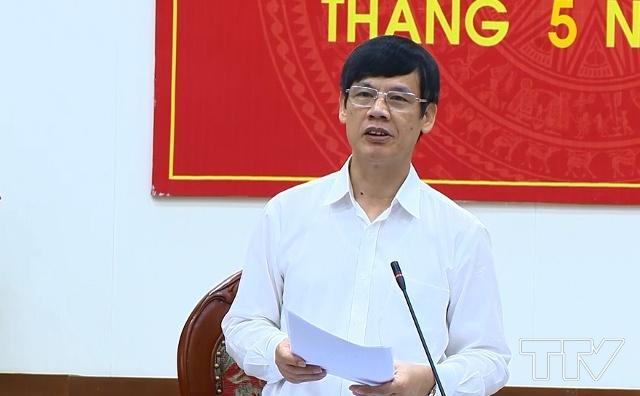 Chủ tịch UBND tỉnh Nguyễn Đình Xứng phát biểu tại phiên họp thường kỳ tháng 5/2019.