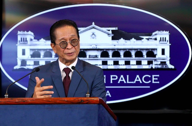 Người ph&aacute;t ng&ocirc;n của Tổng thống Philippines, &ocirc;ng Salvador Panelo.