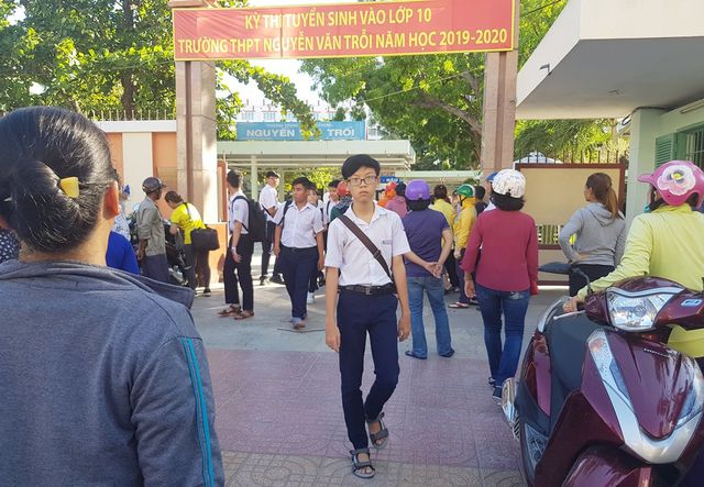 Học sinh dự thi vào lớp 10 THPT công lập ở TP Nha Trang, Khánh Hòa năm hóc 2019-2020