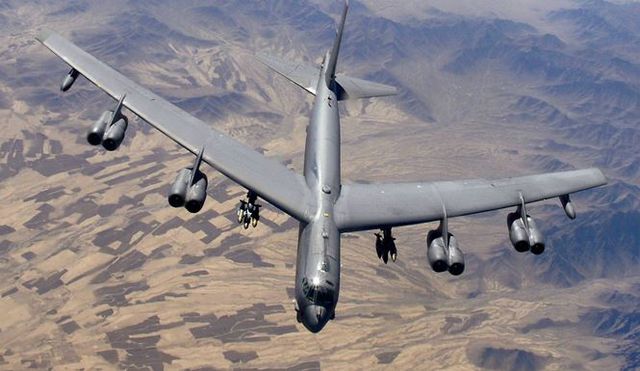 Mỹ quyết định điều máy bay ném bom B-52 tới Trung Đông. Ảnh: Getty Images.