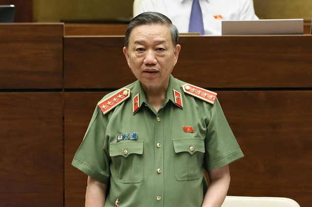 Bộ trưởng Bộ Công an Tô Lâm trả lời chất vấn trước Quốc hội.