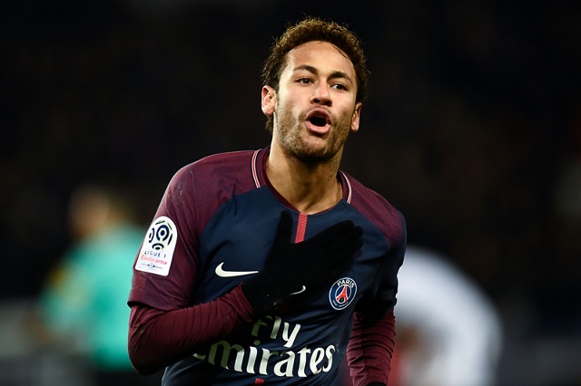 Neymar liên tục dính chấn thương phải nghỉ thi đấu dài hạn (Ảnh: Getty).