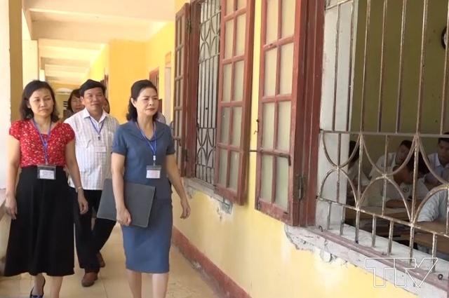 Lãnh đạo Sở Giáo dục và Đào tạo tỉnh đã kiểm tra công tác thi tại huyện Quảng Xương