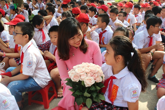 Hà Nội yêu cầu không dạy thêm, học thêm ở bậc tiểu học. 