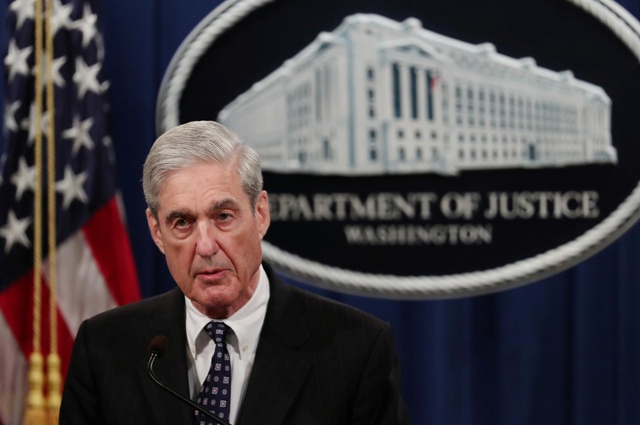 Cựu c&ocirc;ng tố vi&ecirc;n đặc biệt Robert Mueller tại phi&ecirc;n điều trần ở quốc hội h&ocirc;m 24/7. Ảnh: AFP.