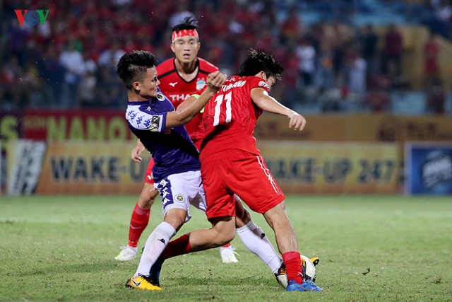 Chuyến làm khách trên sân của TP HCM sẽ hứa hẹn nhiều khó khăn cho Hà Nội FC.
