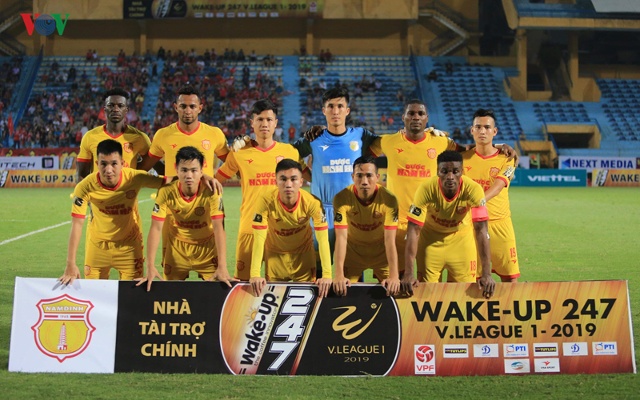 Nam Định thi đấu rất hay trên sân nhà ở V-League 2019 (Ảnh: Minh Hoàng).