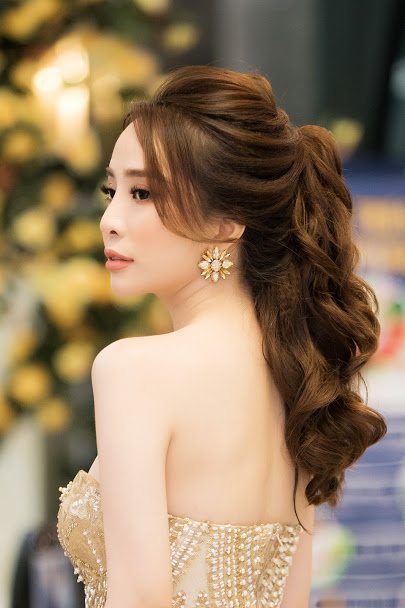 Diễn vi&ecirc;n Quỳnh Nga