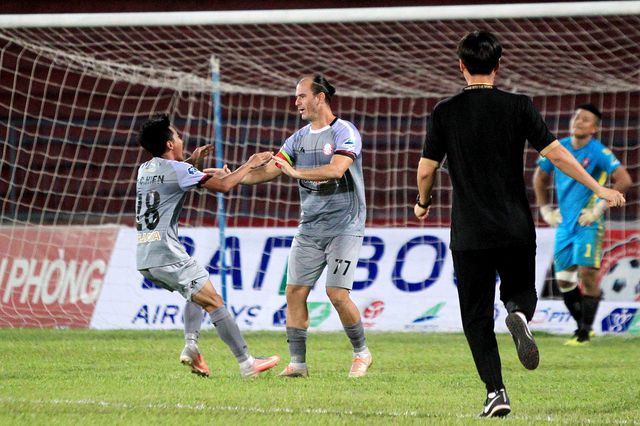 CLB TPHCM khó có cơ hội vô địch V-League 2019 - Ảnh: Gia Hưng