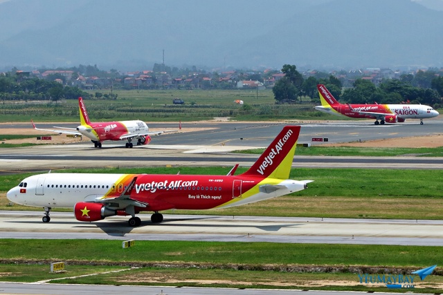 Nhiều chuyến bay của hãng Vietjet phải hoãn lại và chuyển sang giờ bay mới