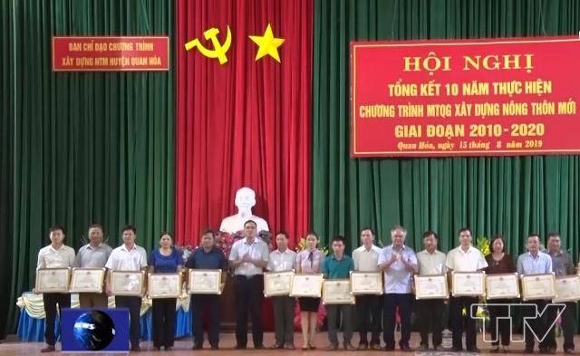 huyện Quan Hóa đã trao giấy khen cho 28 tập thể, 23 cá nhân và 10 hộ gia đình đã đạt thành tích xuất sắc trong phong trào toàn dân xây dựng nông thôn mới giai đoạn 2010 - 2020