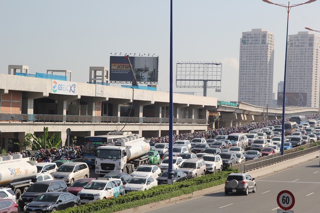 TPHCM đã có hơn 820.000 ô tô
