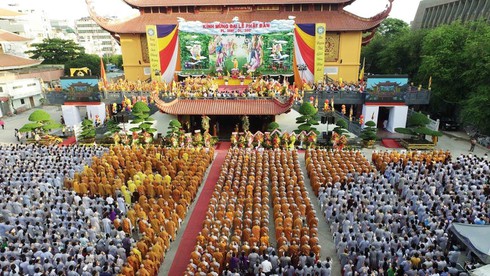 Lễ Phật đản là ngày lễ kỷ niệm ngày Đức Phật ra đời, là 1 trong 3 ngày lễ lớn trong năm của đạo Phật