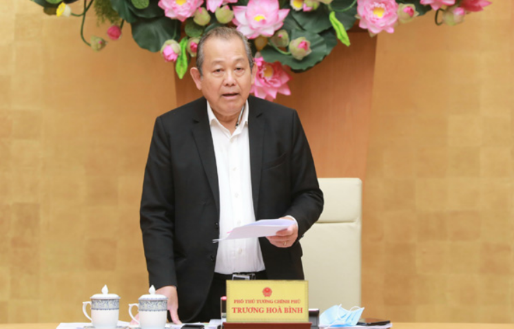 Phó Thủ tướng Thường trực Chính phủ Trương Hoà Bình phát biểu tại cuộc họp. Ảnh: VGP/Lê Sơn