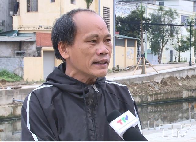 Ông Chu Ngọc Thường- Phố Đạo Sơn, thị trấn Bút Sơn, huyện Hoằng Hoá:  &quot;Chúng tôi thấy nhiểu lần nước sông Gòng ô. nhiễm và đen kịt rồi, hôi thối và rất khó chịu, cá còn chết không biết người ngửi thế này ra sao &quot;