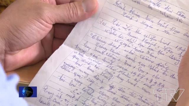 Lá thư tay bà Niệm viết gửi lãnh đạo xã Trung Thành