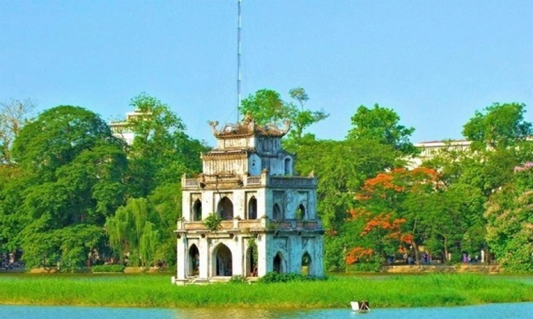 Hà Nội sáng và đêm trời rét.