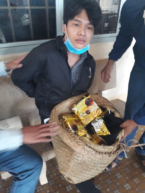 Đối tượng Phương cùng số ma túy bị bắt giữ