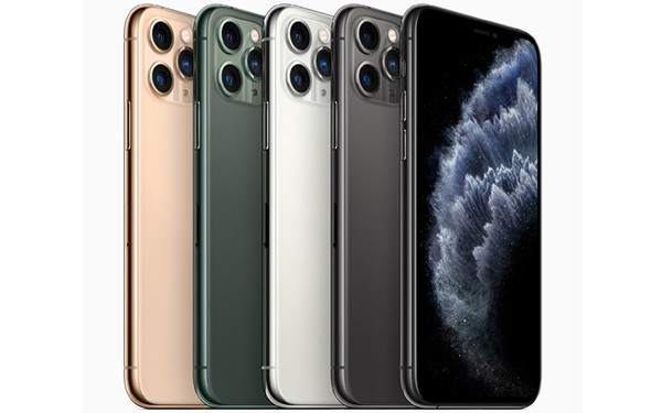 Mức giá dễ tiếp cận hơn iPhone 11 Pro và Pro Max khiến iPhone 11 hấp dẫn hơn với số đông người dùng. (Ảnh: FPT Shop)