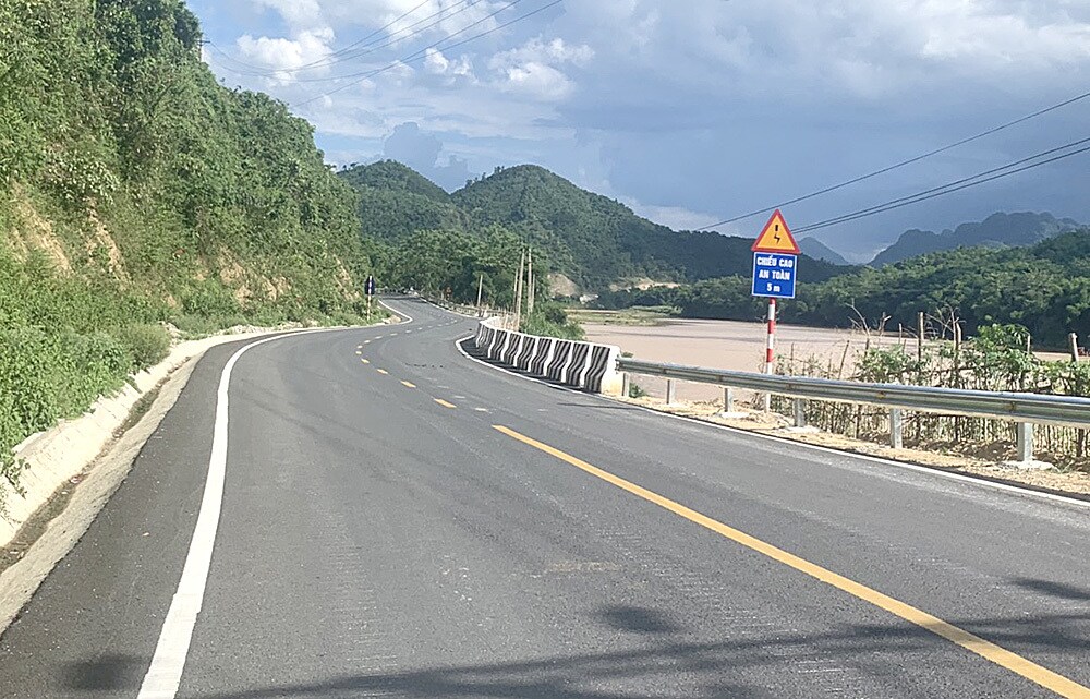 QL217 đ&atilde; ho&agrave;n th&agrave;nh v&agrave; đưa v&agrave;o sử dụng sau 2 năm thi c&ocirc;ng. Ảnh: VGP/Phan Trang