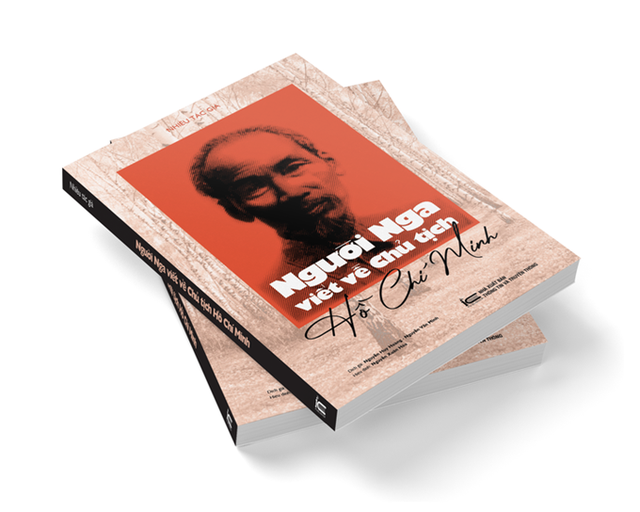 Bìa cuốn sách  &quot;Người Nga viết về Chủ tịch Hồ Chí Minh &quot;