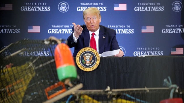 Tổng thống Mỹ tham dự một bàn tròn thảo luận về thương mại ngày 5/6 (Ảnh: Reuters).