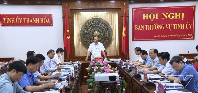 Đồng chí Bí thư Tỉnh uỷ, Chủ tịch HĐND tỉnh Trịnh Văn Chiến phát biểu tại hội nghị.