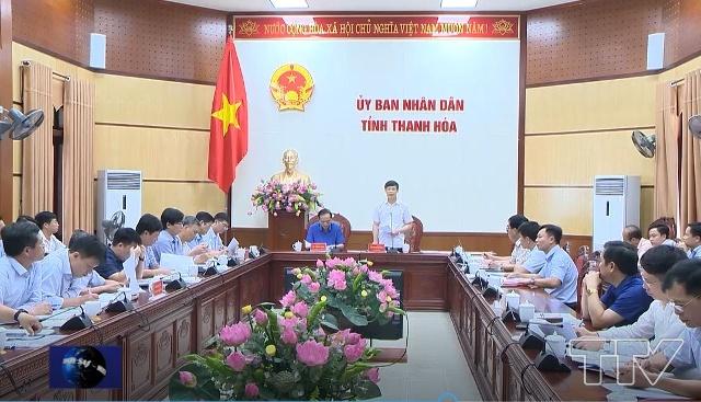 Đồng chí Nguyễn Đình Xứng – Chủ tịch UBND tỉnh phát biểu tại hội nghị