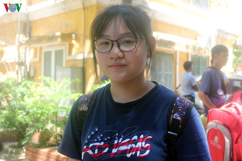 Minh Thư cho rằng đề thi hay khi hỏi về những vấn đề rất gần gũi với học sinh nhưng lại mang tính phổ quát cao. 