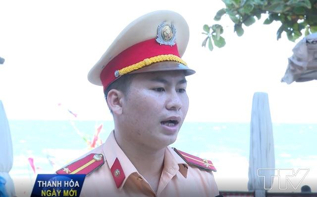 Trung &uacute;y Ng&ocirc; Tuấn Anh- C&aacute;n bộ Đội CSGT Trật tự, C&ocirc;ng an th&agrave;nh phố Sầm Sơn:  "Hiện nay tr&ecirc;n địa b&agrave;n Sầm Sơn ch&uacute;ng t&ocirc;i vẫn đang c&ograve;n 1 số m&ocirc; t&ocirc; d&ugrave; hoạt động chui th&igrave; thời gian tới ch&uacute;ng t&ocirc;i sẽ tăng cường kiểm so&aacute;t, y&ecirc;u cầu chủ phương tiện tu&acirc;n thủ quy định về đăng kiểm, đăng k&yacute;, nếu kh&ocirc;ng tu&acirc;n thủ sẽ xử l&yacute; theo quy định "