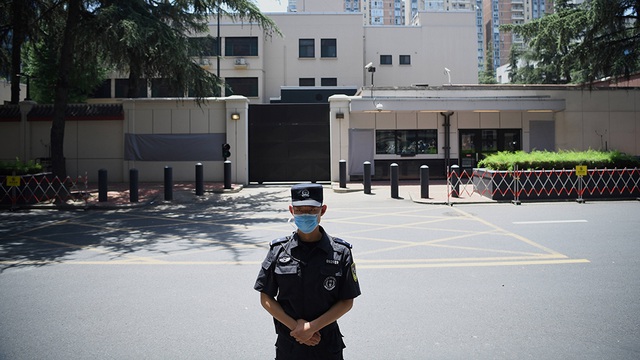 Lãnh sự quán Mỹ tại thành phố Thành Đô, Trung Quốc. (Ảnh: Reuters)