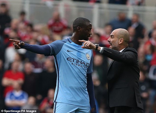 Huyền thoại Yaya Toure cho rằng Pep Guardiola lẽ ra đã bị sa thải khi khiến Man City mất cả núi tiền nhưng không thể giành chức vô địch Champions League