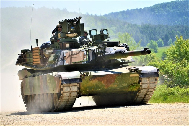 NG 130 có khả năng thay thế pháo nòng trơn 120mm trên nhiều loại xe tăng hiện có; Nguồn: whitefleet.net
