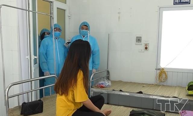 Trạm y tế xã Tiên Trang đang thực hiện cách ly tập trung 9 trường hợp là F1, F2 với bệnh nhân Covid số 748. 