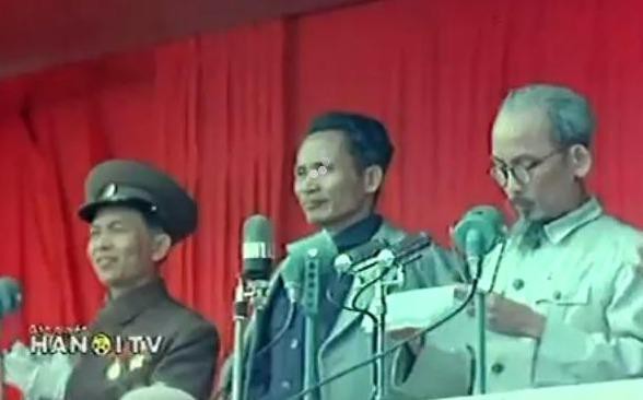 “Ngày Độc lập 2/9/1945” do NSND Phạm Kỳ Nam đạo diễn.