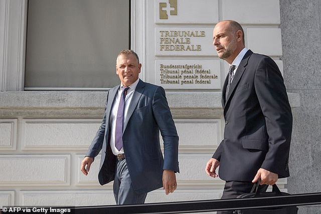 Cựu tổng thư ký FIFA Jerome Valcke cũng sẽ bị kết án 3 năm khi nhận hối lộ từ chủ tịch của PSG là một căn biệt thự đắt giá