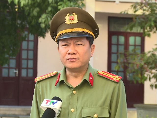 Thượng tá Lê Việt Hồng- Phó trưởng phòng An ninh chính trị nội bộ, Công an tỉnh Thanh Hóa:  &quot;Công an Thanh Hóa, trong đó có phòng An ninh chính trị nội bộ tăng cường phối hợp với các lực lượng chức năng và các đơn vị tổ chức hoạt động đấu tranh, ngăn chặn thông tin xấu độc, không làm ảnh hưởng đến Đại hội Đảng các cấp, tiến tới ĐH lần thứ 13 của Đảng. CHúng tôi khuyến cáo người dân không tin, nghe theo những thông tin xấu, độc lan truyền trên mạng internet. Người dân cần phản bác lại và đồng thời thông báo cho cơ quan chức năng và người có chức năng biết để đấu tranh, ngăn chặn, xử lý theo quy định của pháp luật &quot;
