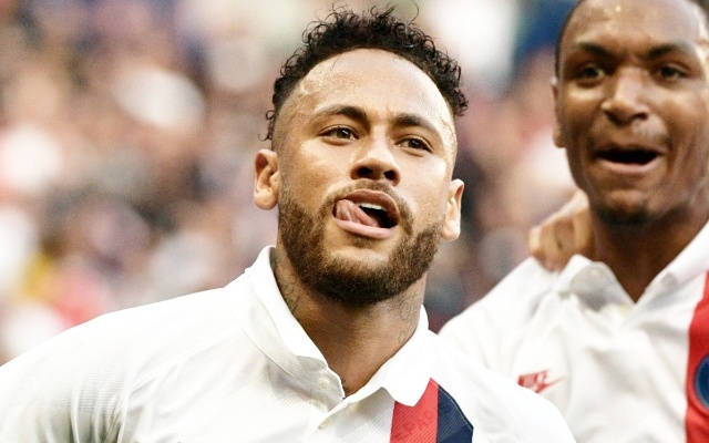 Neymar muốn được PSG gia hạn hợp đồng (Ảnh: Getty).