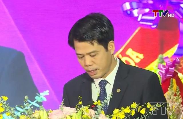 Đồng chí Đào Xuân Yên, Ủy viên Ban Thường vụ, Trưởng Ban Tuyên giáo Tỉnh ủy tỉnh Thanh Hóa phát biểu tại buổi lễ