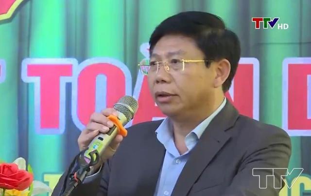 Đồng chí Trần Văn Hải, Ủy viên Ban Thường vụ Tỉnh ủy, Bí thư Thị ủy Nghi Sơn phát biểu tại buổi lễ