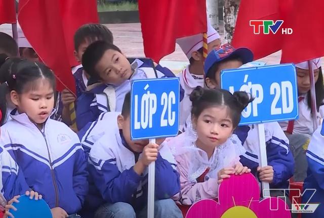 Lễ kỷ niệm 100 năm thành lập trường Tiểu học Quảng Ngọc, huyện Quảng Xương