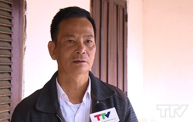 &Ocirc;ng Đỗ Đ&igrave;nh Phụng, B&iacute; thư Chi bộ th&ocirc;n Nam Bằng 2, x&atilde; Thiệu Hợp, huyện Thiệu Ho&aacute;, tỉnh Thanh Ho&aacute;: Ng&otilde; đi c&oacute; từ năm 1990, 2 gia đ&igrave;nh vẫn sử dụng, nhưng đến đầu năm nay, do m&acirc;u thuẫn, &ocirc;ng Chiến đ&atilde; mua vật liệu về r&agrave;o ng&otilde; đi chung.